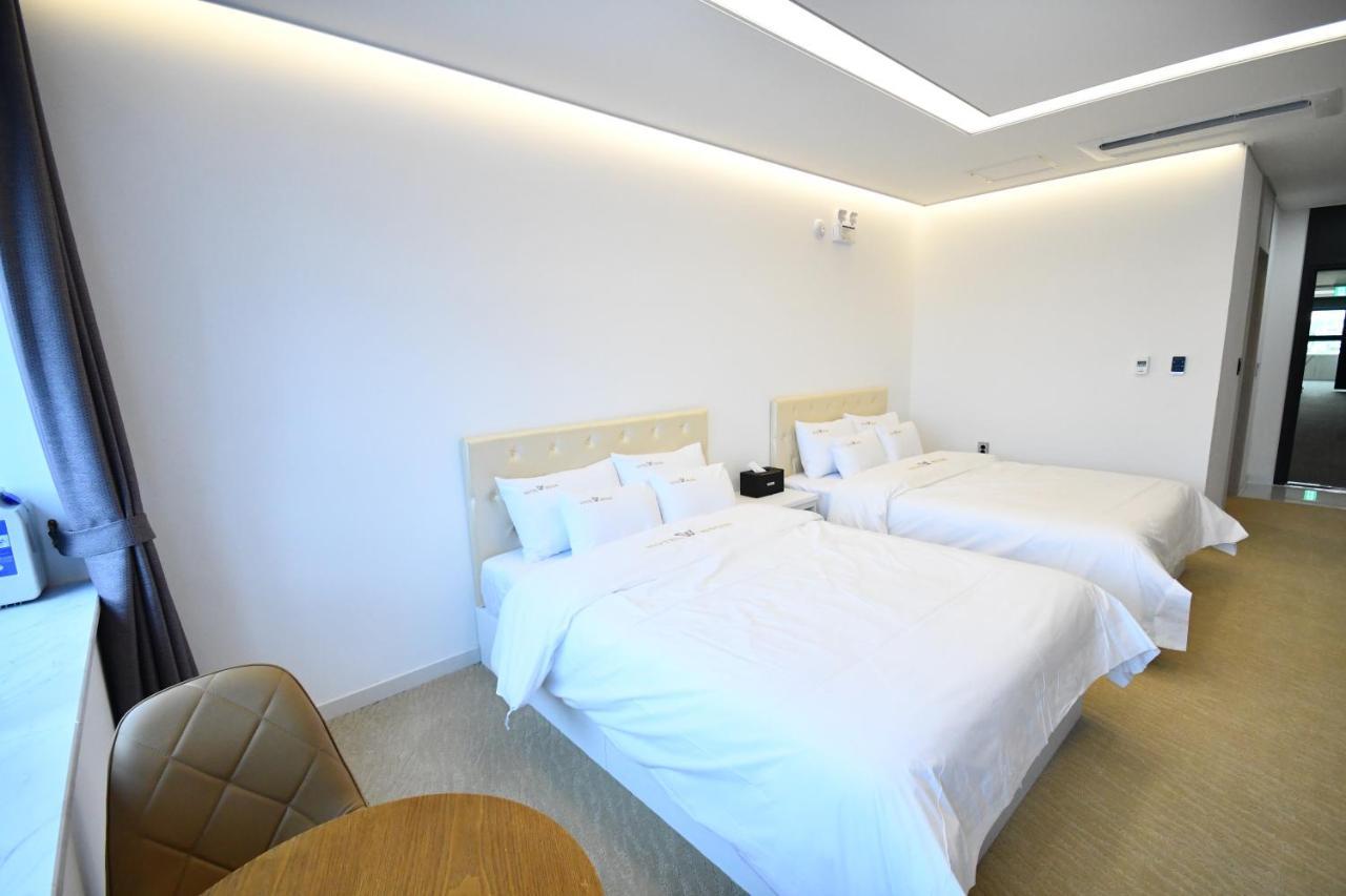 Hotel Wooin Mokpo Bagian luar foto