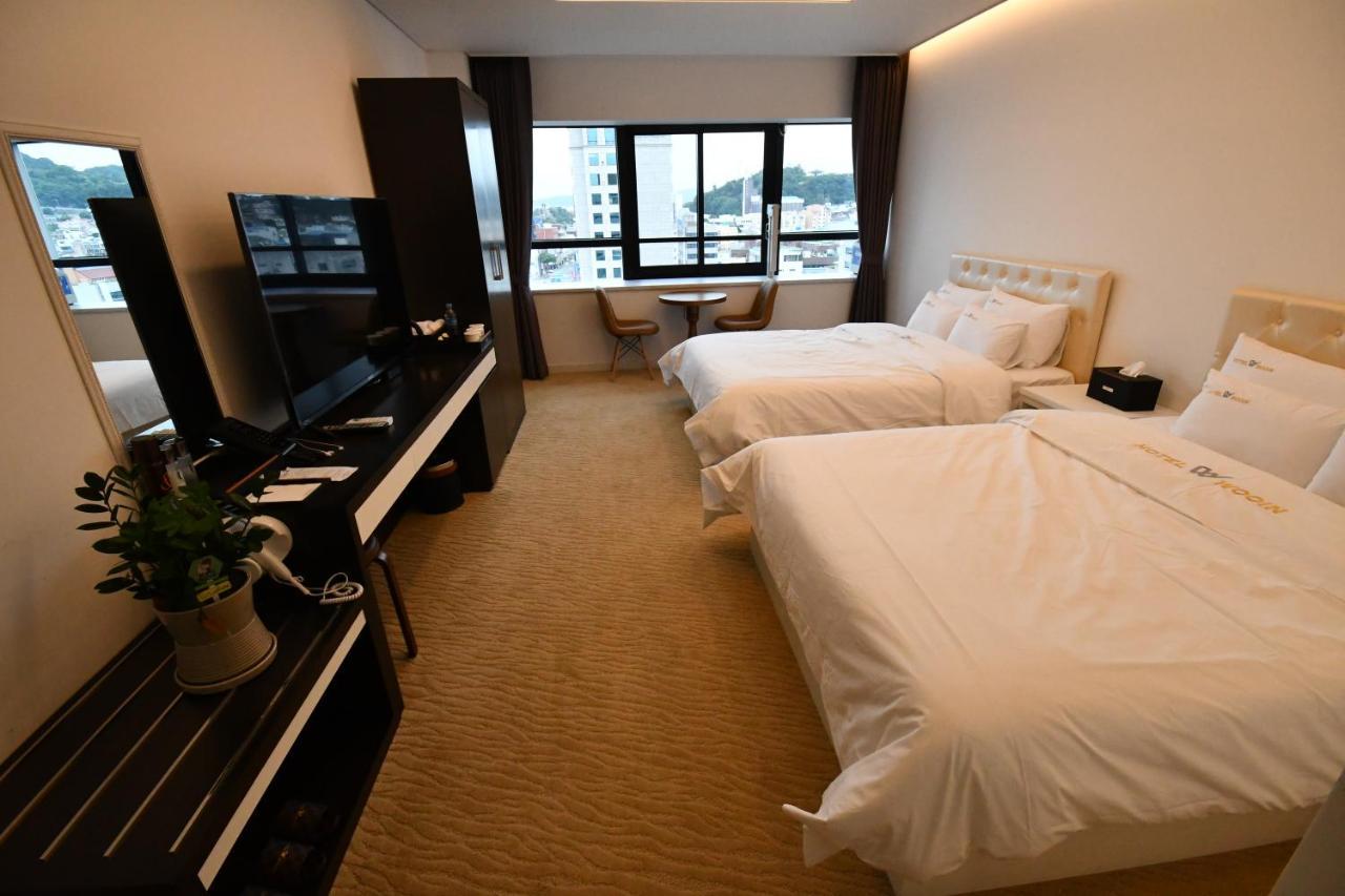 Hotel Wooin Mokpo Bagian luar foto