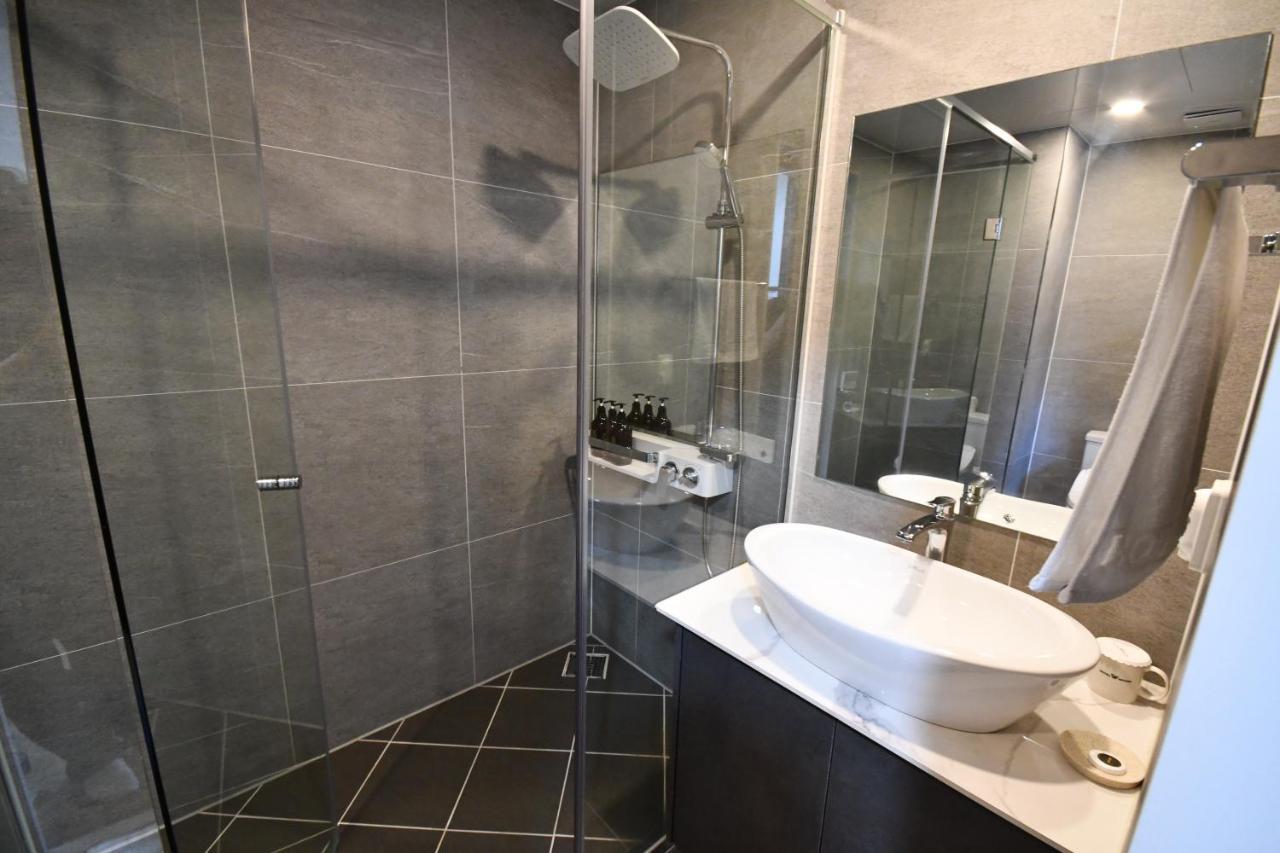 Hotel Wooin Mokpo Bagian luar foto