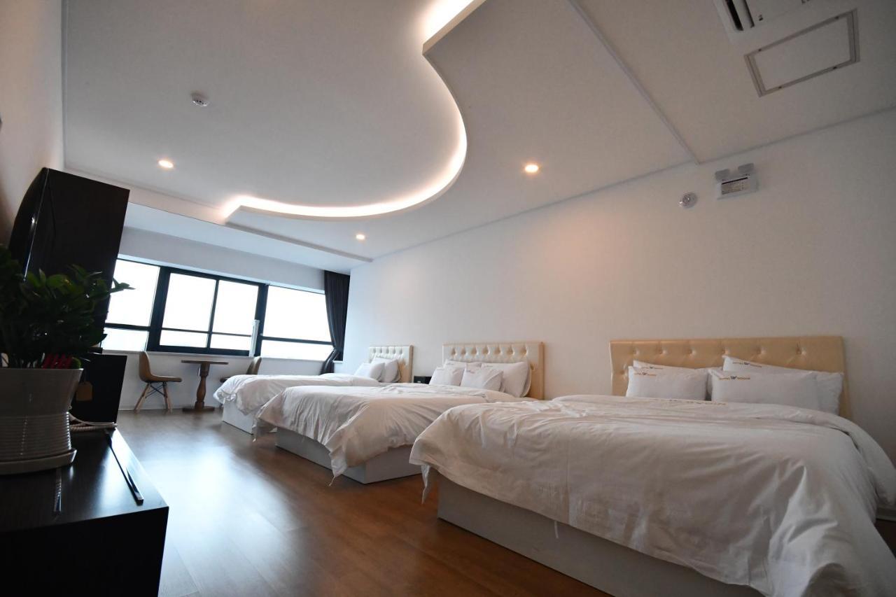 Hotel Wooin Mokpo Bagian luar foto