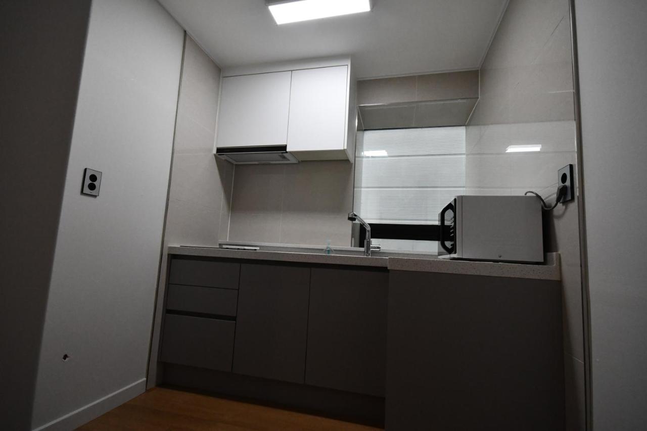 Hotel Wooin Mokpo Bagian luar foto